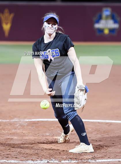Thumbnail 1 in Pinnacle vs. O'Connor (AIA 6A Final)  photogallery.