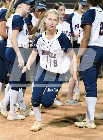 Thumbnail 1 in Pinnacle vs. O'Connor (AIA 6A Final)  photogallery.