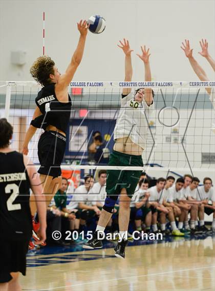 Thumbnail 1 in Damien vs. Arrowhead Christian (CIF-SS D5 Final) photogallery.