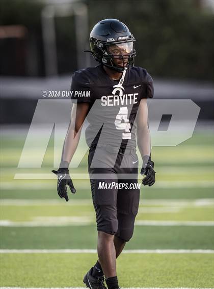 Thumbnail 1 in Chaminade @ Servite photogallery.