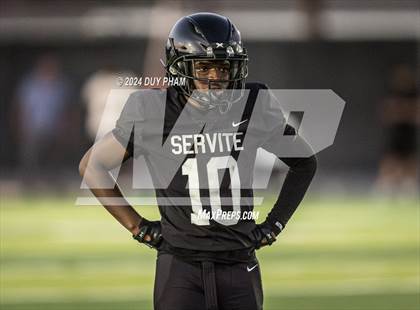 Thumbnail 2 in Chaminade @ Servite photogallery.