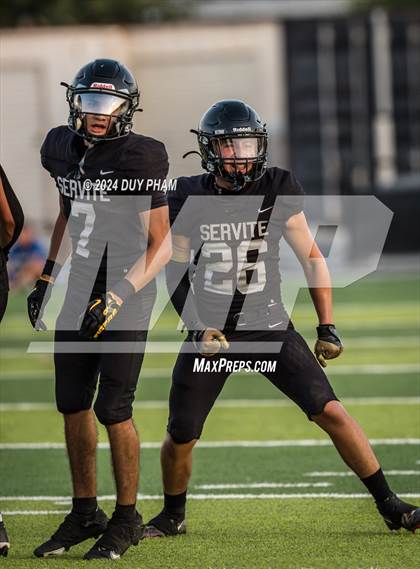 Thumbnail 1 in Chaminade @ Servite photogallery.