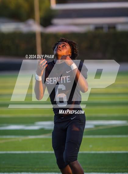 Thumbnail 1 in Chaminade @ Servite photogallery.