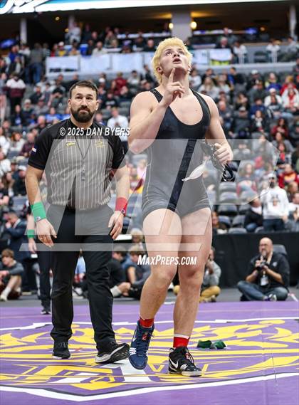 Thumbnail 2 in CHSAA State Championship 2A/3A Finals photogallery.