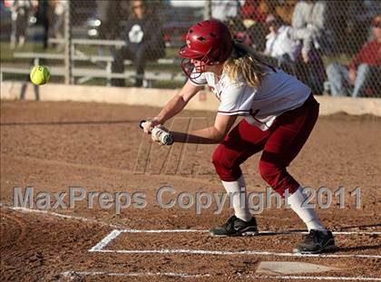 Thumbnail 3 in La Canada vs. Hart (T.O. Tournament) photogallery.