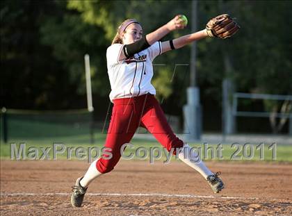 Thumbnail 3 in La Canada vs. Hart (T.O. Tournament) photogallery.