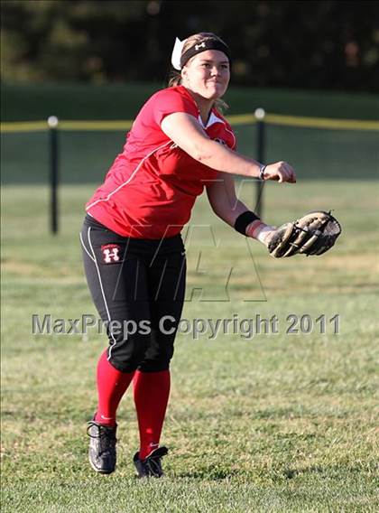 Thumbnail 2 in La Canada vs. Hart (T.O. Tournament) photogallery.