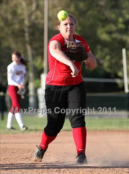 Thumbnail 3 in La Canada vs. Hart (T.O. Tournament) photogallery.