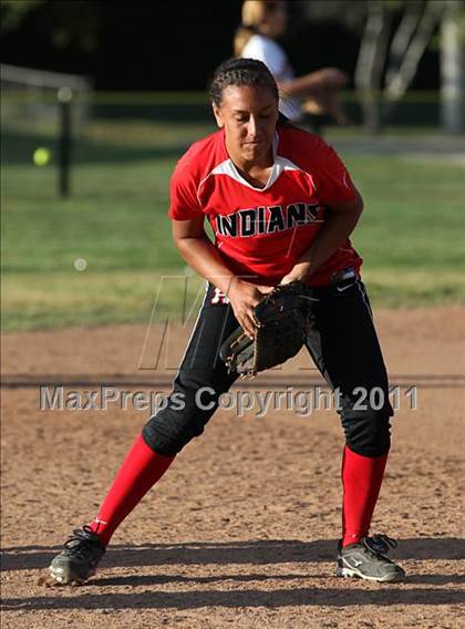 Thumbnail 3 in La Canada vs. Hart (T.O. Tournament) photogallery.