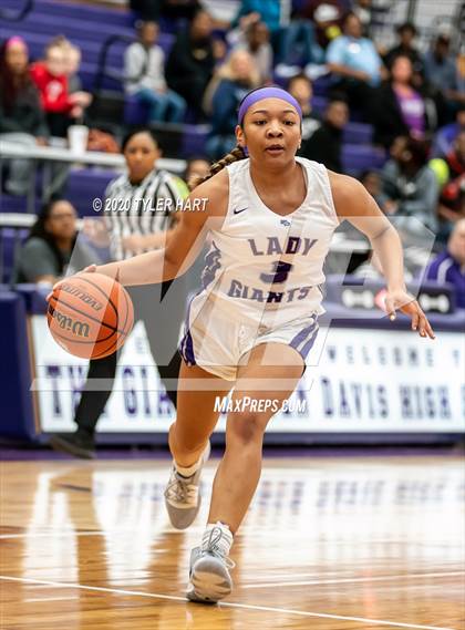 Thumbnail 2 in Avon vs. Ben Davis (Ben Davis Holiday Classic) photogallery.