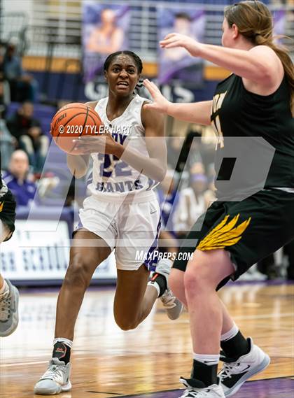Thumbnail 2 in Avon vs. Ben Davis (Ben Davis Holiday Classic) photogallery.