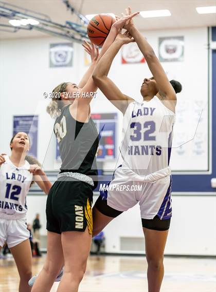 Thumbnail 1 in Avon vs. Ben Davis (Ben Davis Holiday Classic) photogallery.
