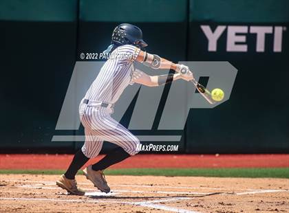 Thumbnail 2 in Sweeny vs. Liberty (UIL 4A State Championship) photogallery.