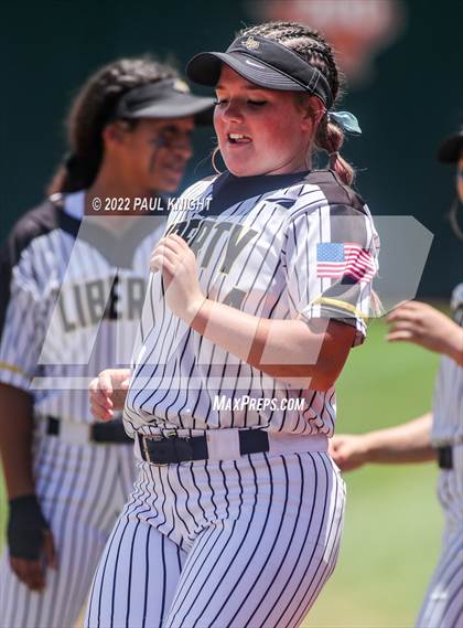 Thumbnail 1 in Sweeny vs. Liberty (UIL 4A State Championship) photogallery.