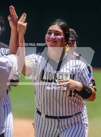 Thumbnail 2 in Sweeny vs. Liberty (UIL 4A State Championship) photogallery.