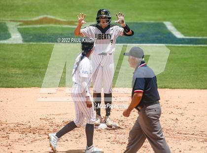 Thumbnail 3 in Sweeny vs. Liberty (UIL 4A State Championship) photogallery.