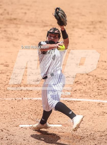 Thumbnail 3 in Sweeny vs. Liberty (UIL 4A State Championship) photogallery.