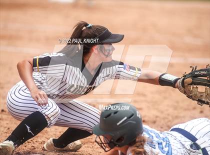 Thumbnail 3 in Sweeny vs. Liberty (UIL 4A State Championship) photogallery.