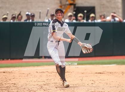 Thumbnail 2 in Sweeny vs. Liberty (UIL 4A State Championship) photogallery.