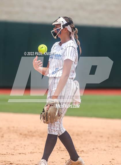 Thumbnail 3 in Sweeny vs. Liberty (UIL 4A State Championship) photogallery.