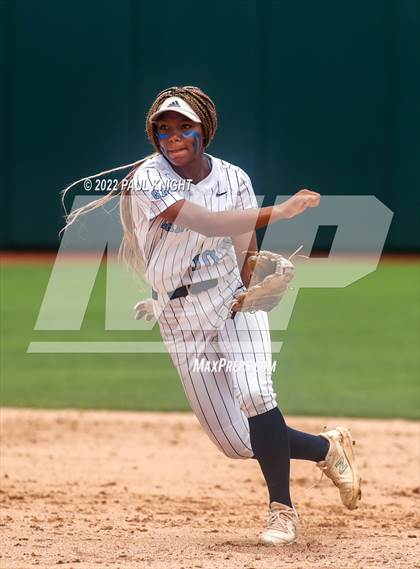 Thumbnail 1 in Sweeny vs. Liberty (UIL 4A State Championship) photogallery.
