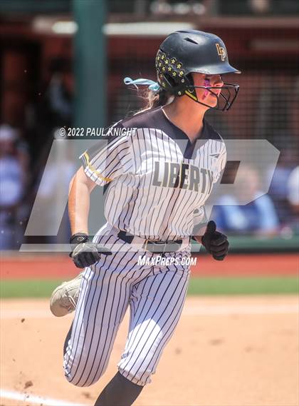 Thumbnail 2 in Sweeny vs. Liberty (UIL 4A State Championship) photogallery.