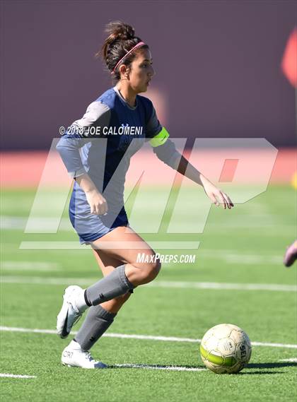 Thumbnail 2 in Burbank Vs Chapin (SAISD Tournament) photogallery.