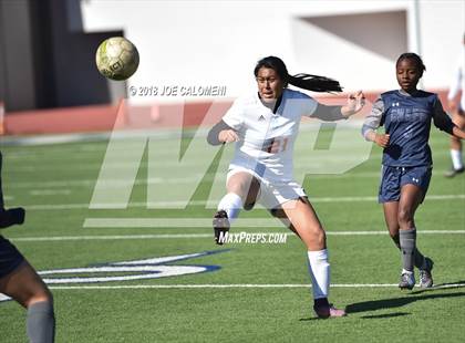 Thumbnail 2 in Burbank Vs Chapin (SAISD Tournament) photogallery.