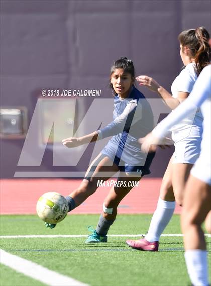 Thumbnail 1 in Burbank Vs Chapin (SAISD Tournament) photogallery.