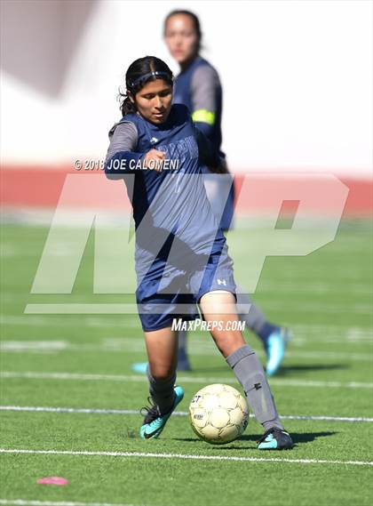 Thumbnail 1 in Burbank Vs Chapin (SAISD Tournament) photogallery.