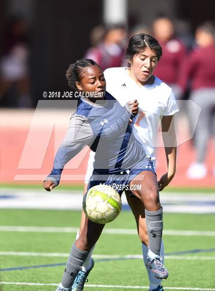 Thumbnail 3 in Burbank Vs Chapin (SAISD Tournament) photogallery.