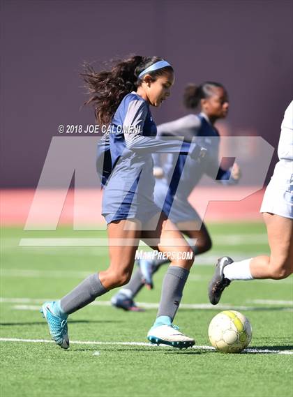 Thumbnail 1 in Burbank Vs Chapin (SAISD Tournament) photogallery.