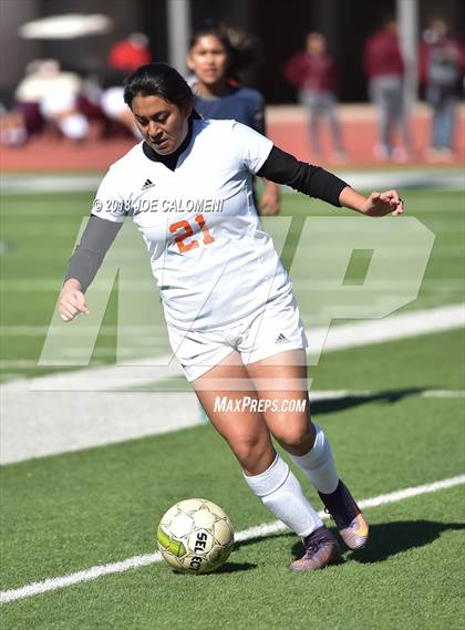 Thumbnail 1 in Burbank Vs Chapin (SAISD Tournament) photogallery.