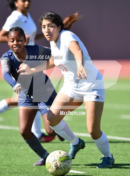Thumbnail 2 in Burbank Vs Chapin (SAISD Tournament) photogallery.