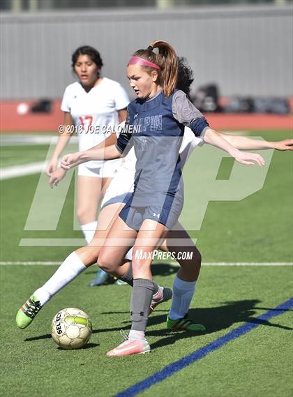 Thumbnail 1 in Burbank Vs Chapin (SAISD Tournament) photogallery.