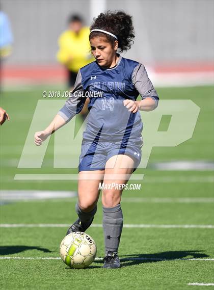 Thumbnail 1 in Burbank Vs Chapin (SAISD Tournament) photogallery.