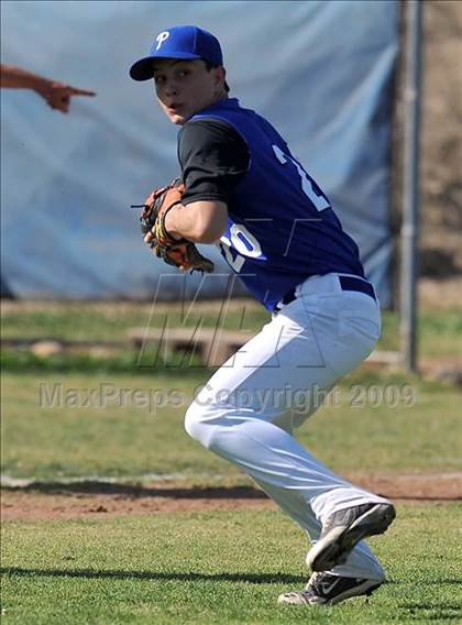 Thumbnail 3 in Charter Oak @ Diamond Ranch photogallery.