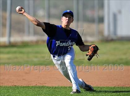Thumbnail 2 in Charter Oak @ Diamond Ranch photogallery.
