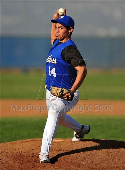 Thumbnail 2 in Charter Oak @ Diamond Ranch photogallery.