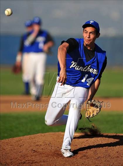 Thumbnail 3 in Charter Oak @ Diamond Ranch photogallery.