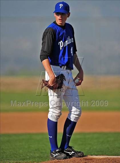 Thumbnail 2 in Charter Oak @ Diamond Ranch photogallery.