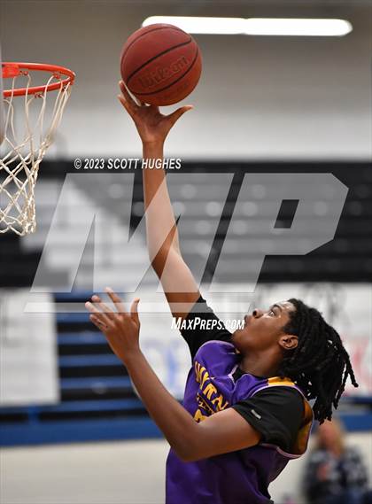 Thumbnail 1 in Green Hill vs Smyrna photogallery.