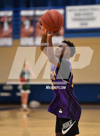 Thumbnail 3 in Green Hill vs Smyrna photogallery.