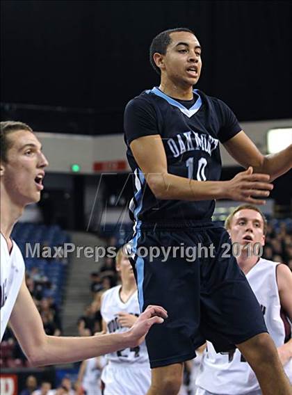 Thumbnail 2 in Woodcreek vs. Oakmont (CIF SJS D2 Final) photogallery.