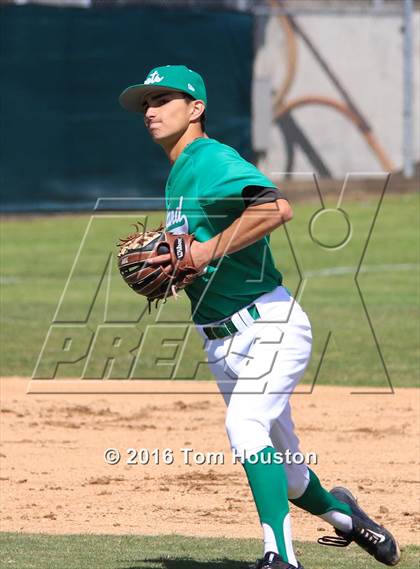 Thumbnail 2 in Glendora vs. Upland photogallery.