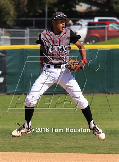 Thumbnail 3 in Glendora vs. Upland photogallery.