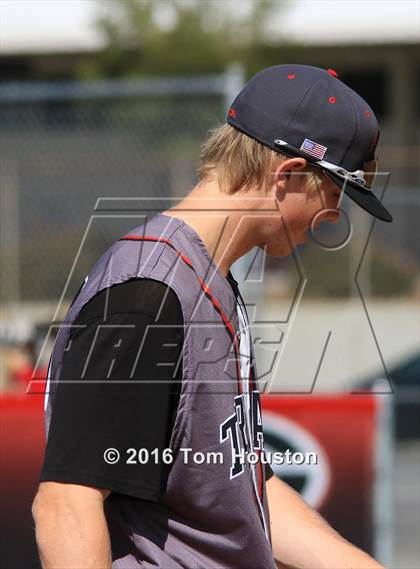 Thumbnail 3 in Glendora vs. Upland photogallery.