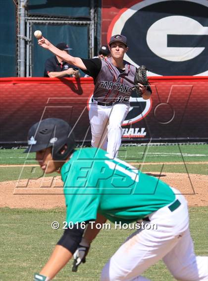 Thumbnail 2 in Glendora vs. Upland photogallery.