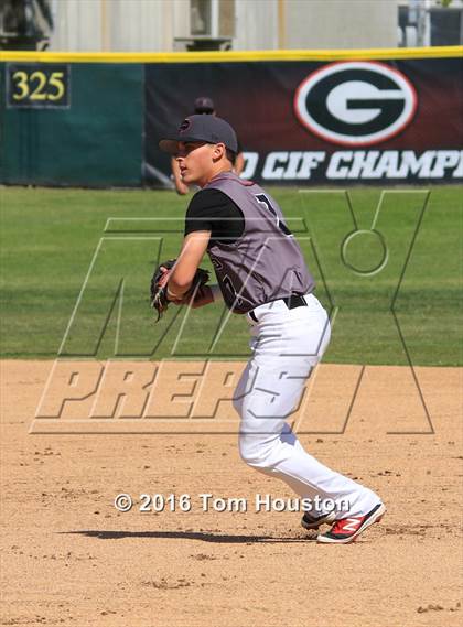 Thumbnail 2 in Glendora vs. Upland photogallery.