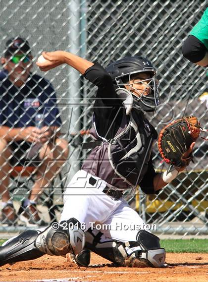 Thumbnail 1 in Glendora vs. Upland photogallery.